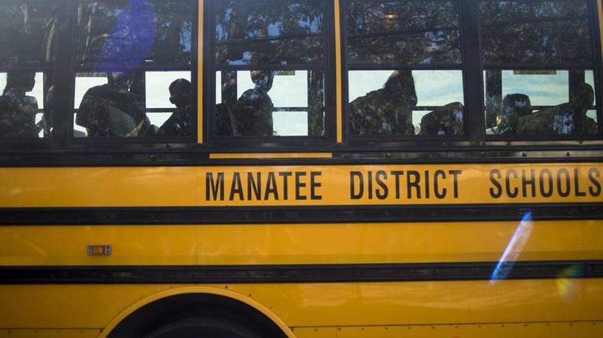 Here are all the school closures after Hurricane Ian in Manatee, Sarasota counties