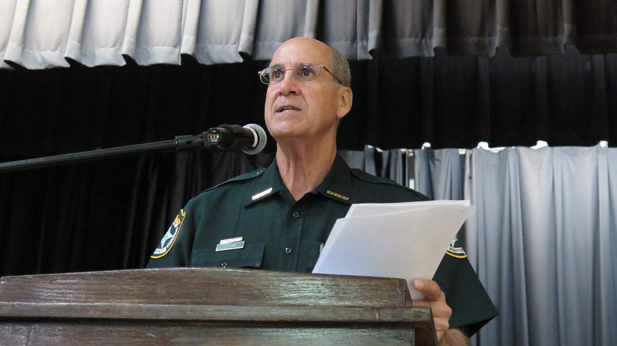 Manatee County Sheriff Brad Steube speaks Thursday to a crowd of nearly 300 people at Supper with the Sheriff.AMARIS CASTILLO/Bradenton Herald