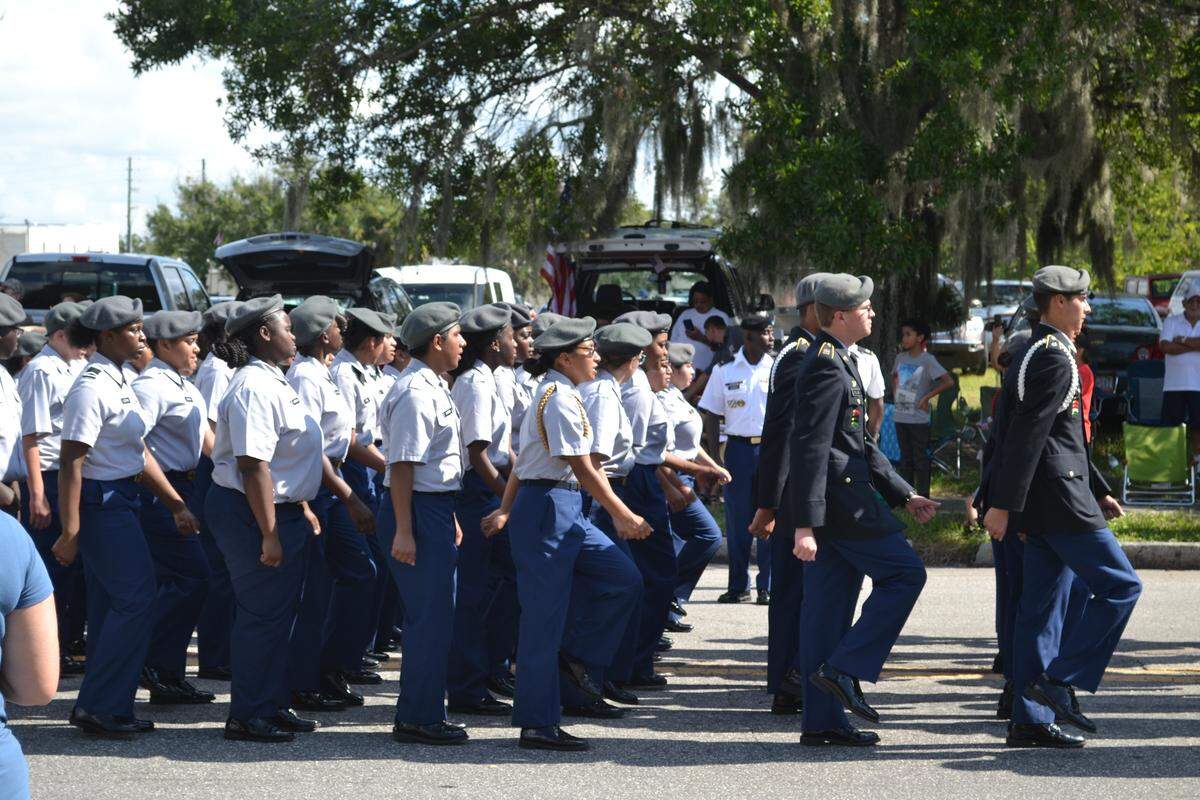 Students representing Palmetto High School marched in the Manatee County Veterans Council’s Veterans Day Parade.