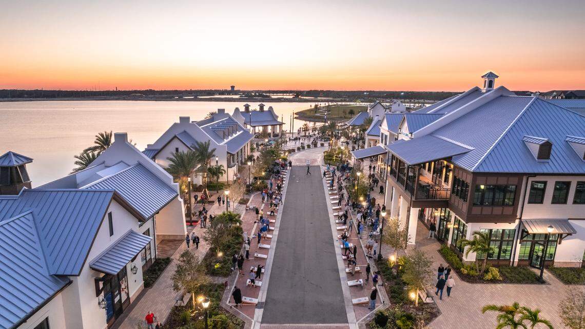 New seafood restaurant opens in Lakewood Ranch with a ‘fresh twist’ on coastal casual