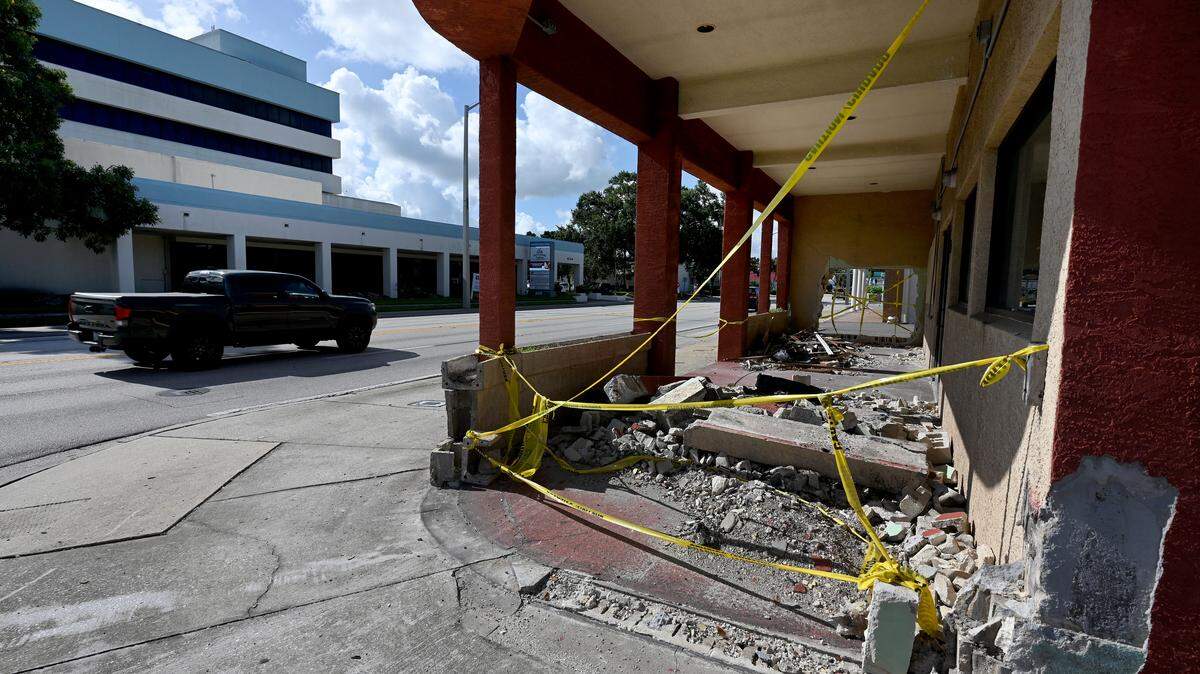 Police arrested Emma Kinkle, 19, of Bradenton, on DUI and false ID charges after she allegedly crashed an SUV into two buildings on 8th Avenue West in Palmetto early Friday, according to the Palmetto Police Department. This is 615 Eighth Ave. W. on July 31, 2025.