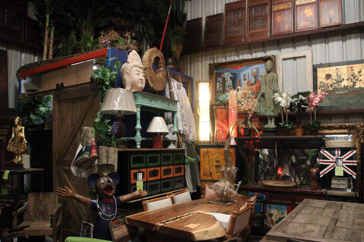 Decor Direct Wholesale Warehouse is packed with antiques, collectibles, art and more at 2333 Whitfield Park Loop in southern Manatee County.