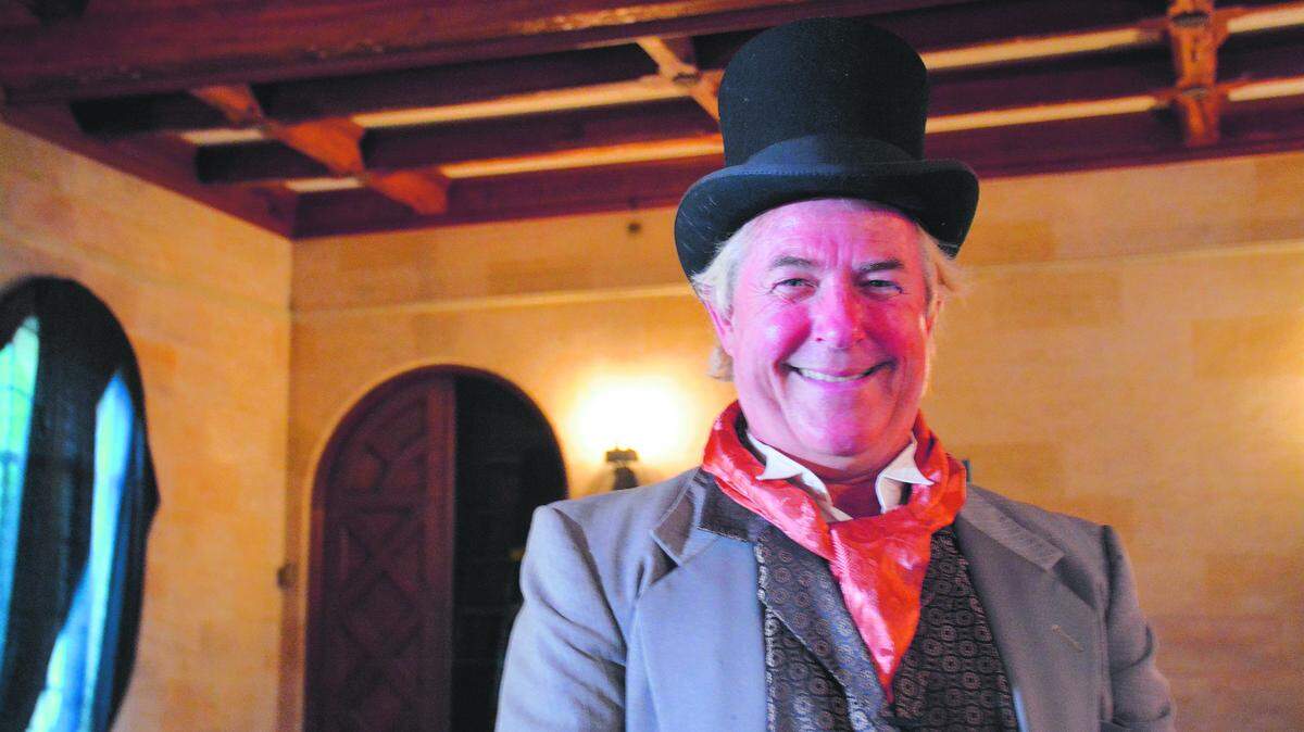 �A Christmas Carol� and other works are preseneted on stage at the Powel Crosley Estate in Manatee County. PHOTO PROVIDED
