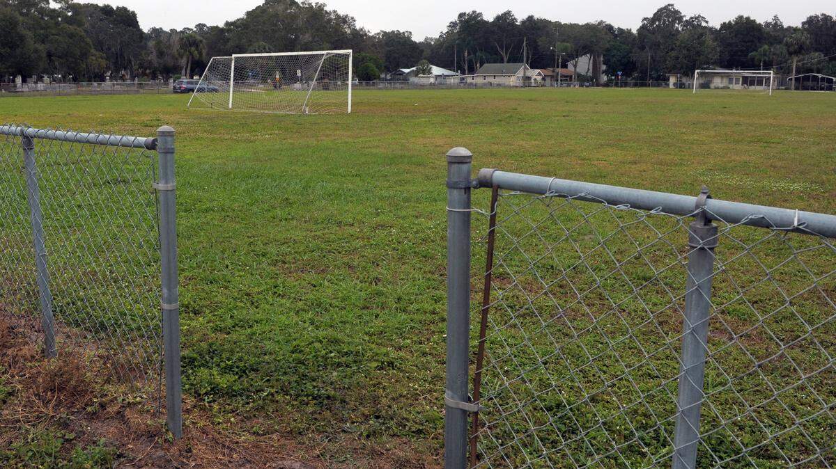 The City of Palmetto is considering surplussing fields in the 800-900 block of 14th Avenue West as they look into why the land was deeded to the city in the early 1930's. Many people consider the land, that includes soccer nets and a baseball field, a public park. 
 GRANT JEFFERIES/Bradenton Herald