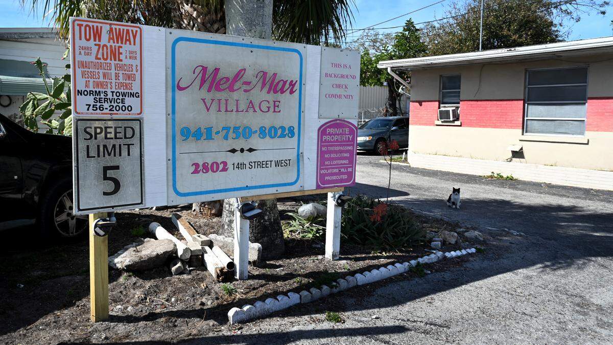 Manatee County Sheriff’s Office is investigating a murder that happened at the Mel Mar Village Mobile Hope Park on Thursday morning.