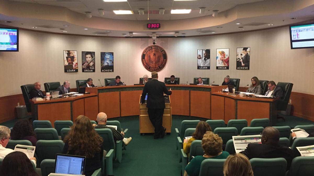 Scott Leopold, of DeJong-Richter, presents options to the Manatee County School Board to help better balance enrollment across the district during a special workshop on Tuesday. MEGHIN DELANEY / Bradenton Herald