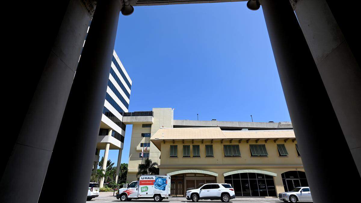 Manatee County is accepting proposals to develop some of its properties on Manatee Avenue, including the aging parking garage. According to the invitation to negotiate, ideal projects could bring housing, a fitness center and/or a grocery store to downtown Bradenton.