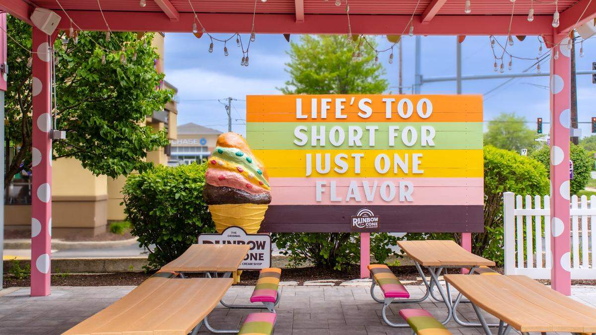 The Original Rainbow Cone Ice Cream Shop, a Chicago staple since 1926, is coming to the Bradenton area. The planned franchise would be in the Lockwood Commons shopping center, 4414 State Road 70 E.