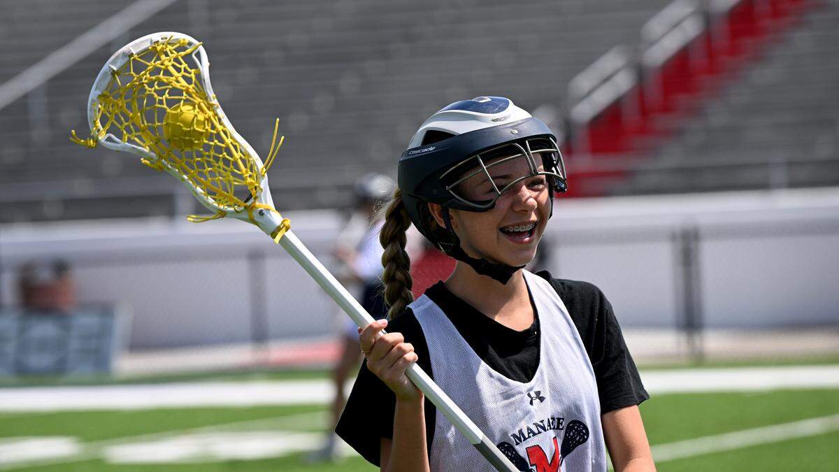 Leighton Francis trains during girls lacrosse practice at Manatee High’s football stadium on Thursday, April 4, 2024.