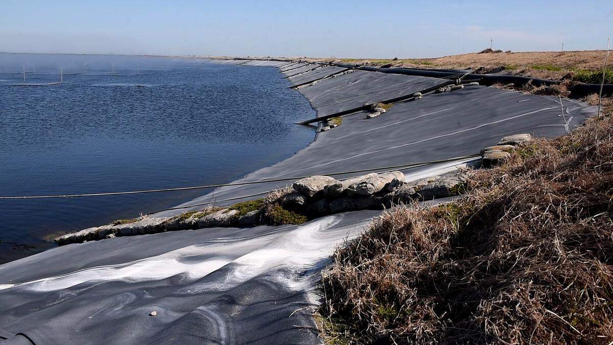 01/21/21--Piney Point, Manatee County’s biggest potential for environmental disaster, has become a chief concern for local officials. The 676-acre site sits on the edge of Tampa Bay, holding nearly 800 million gallons of water created as a byproduct of phosphate mining.