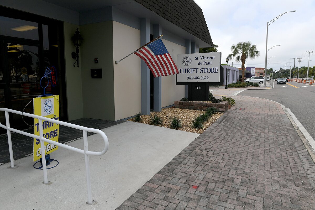 Some say ‘thrifting’ is a growing industry in Bradenton and Manatee. Shoppers can find deals at the newly relocated Bradenton’s St. Vincent de Paul.