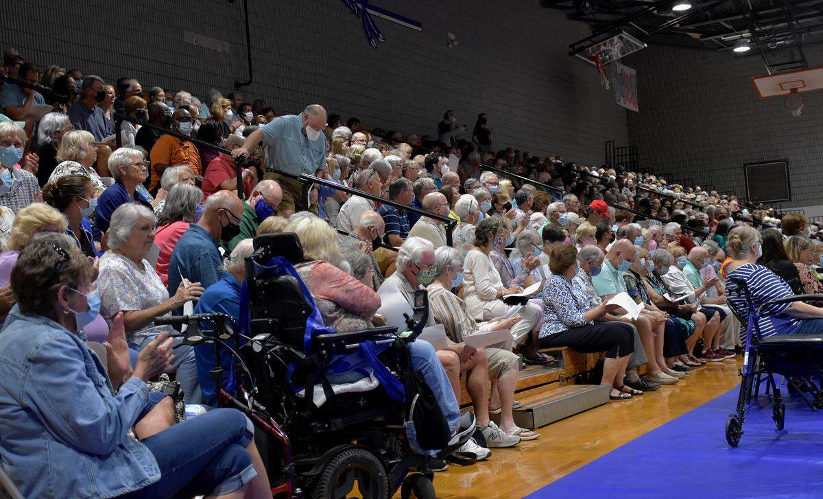 A conglomeration of 15 Manatee County churches joined together to create the Stronger Together Reaching Equality Across Manatee (STREAM) organization, which called on local officials to support policy changes that secure more affordable housing and rethink criminal justice reform. Nearly 600 people attended the group’s Nehemiah Action meeting Monday, April 4, 2022, at Southeast High School.