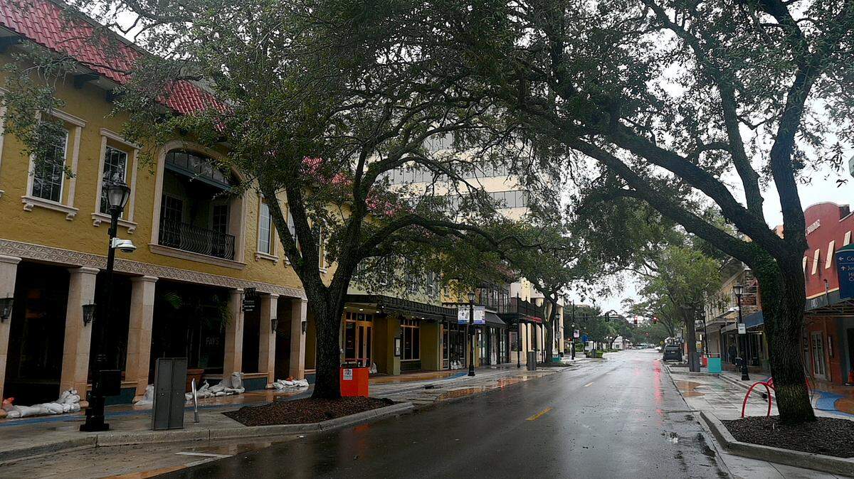 Old Main Street in Bradenton as Hurricane Milton approaches Manatee County on Oct. 9, 2024.