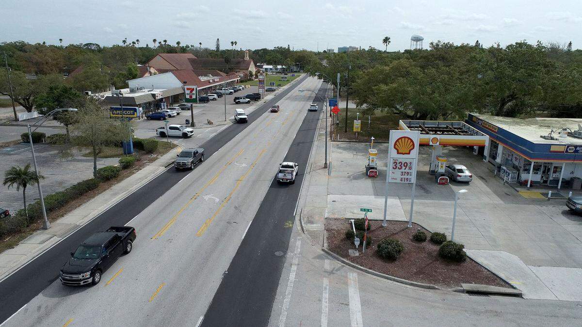 Certain parts of Manatee Avenue in Bradenton will be closed overnight as the Florida Department of Transportation works to repave 2.8 miles of the roadway from 43rd Street West to 15th Street West and 10th Street West to 10th Street East.