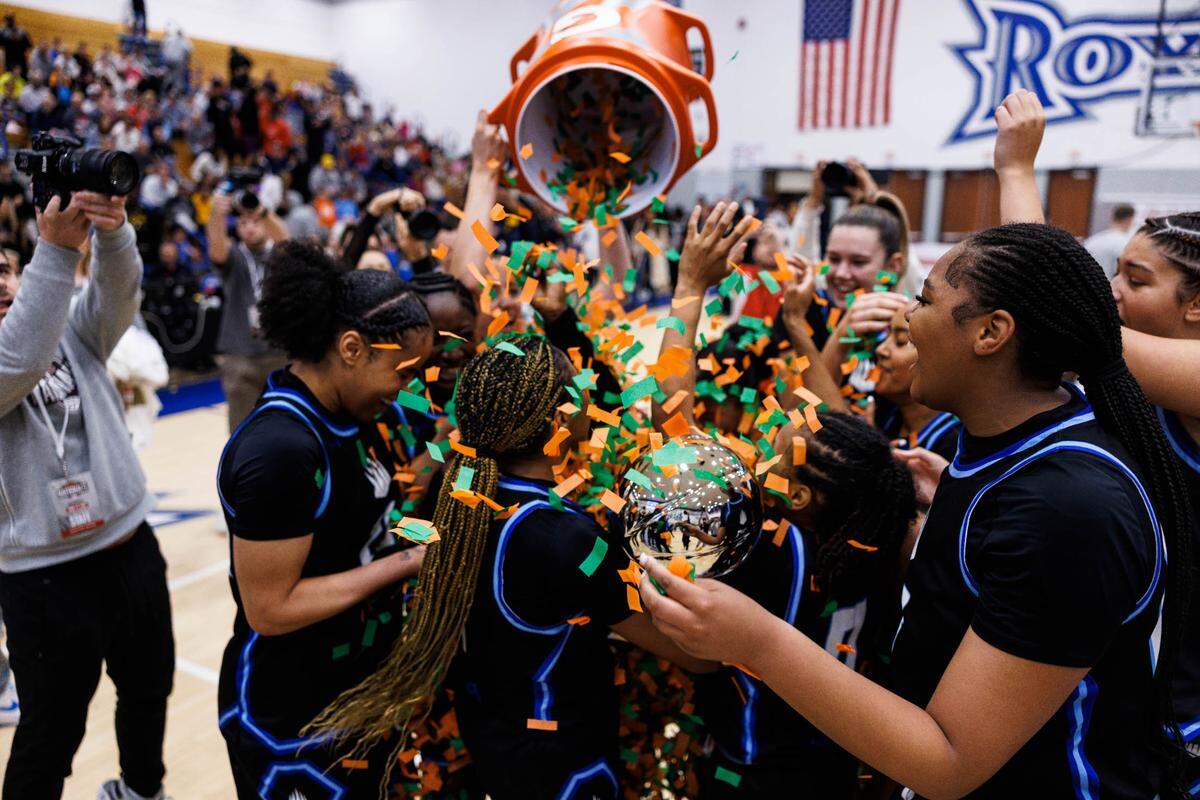 IMG Academy’s girls basketball team won its first national title on Saturday, April 5, 2025. The Ascenders defeated Montverde Academy, 80-78, in overtime at the Chipotle Nationals.