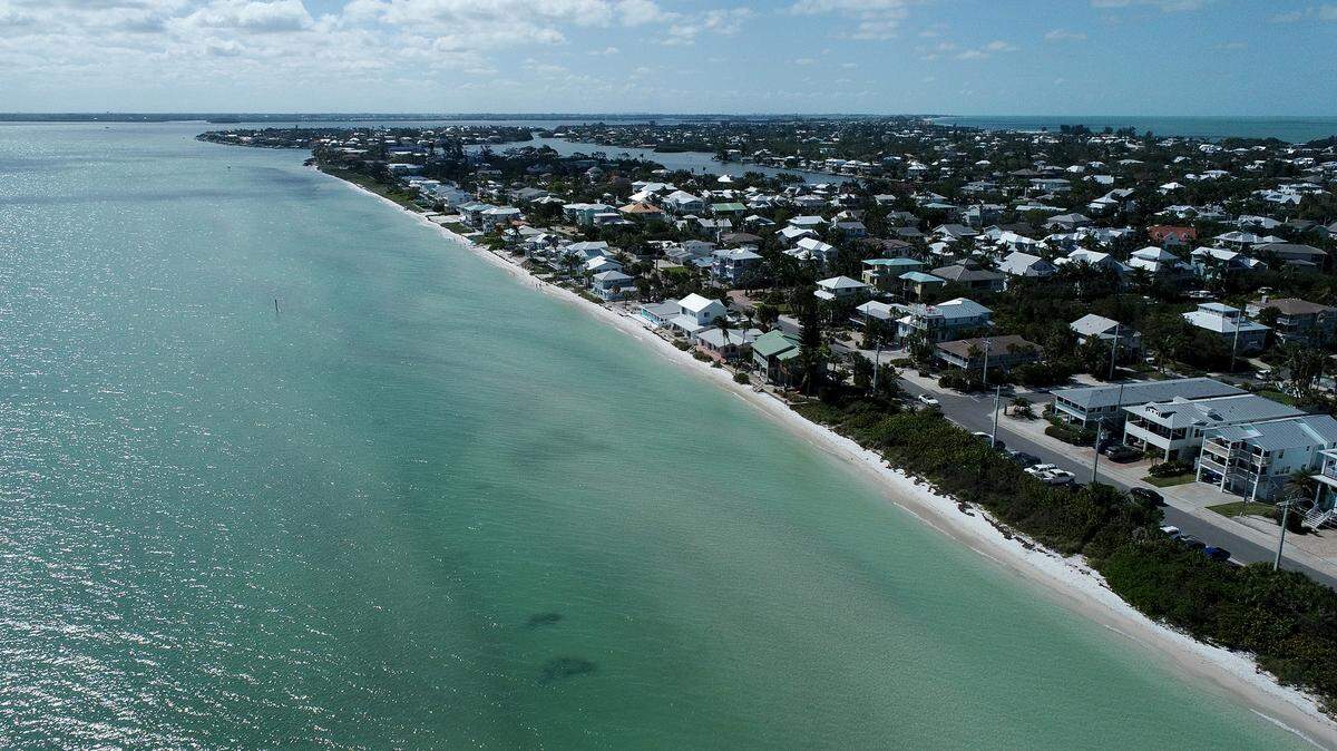 A precautionary no-swim advisory throughout Manatee County has been lifted after public health officials confirmed that water quality is safe following Hurricane Idalia. The northern tip of Anna Maria Island is pictured in this May 2023 Bradenton Herald file photo.