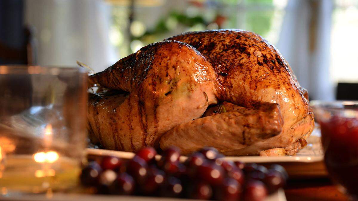Follow these tips to be sure your turkey makes it to the table safely. TNS