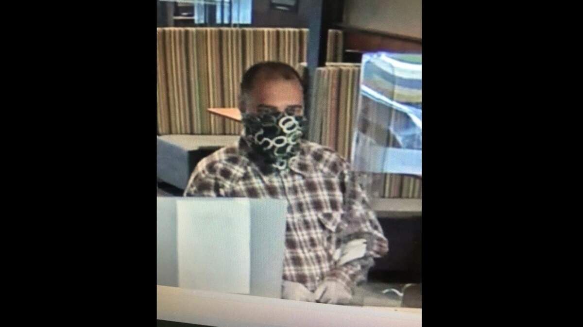Deputies searching for Sarasota bank robber | Bradenton Herald
