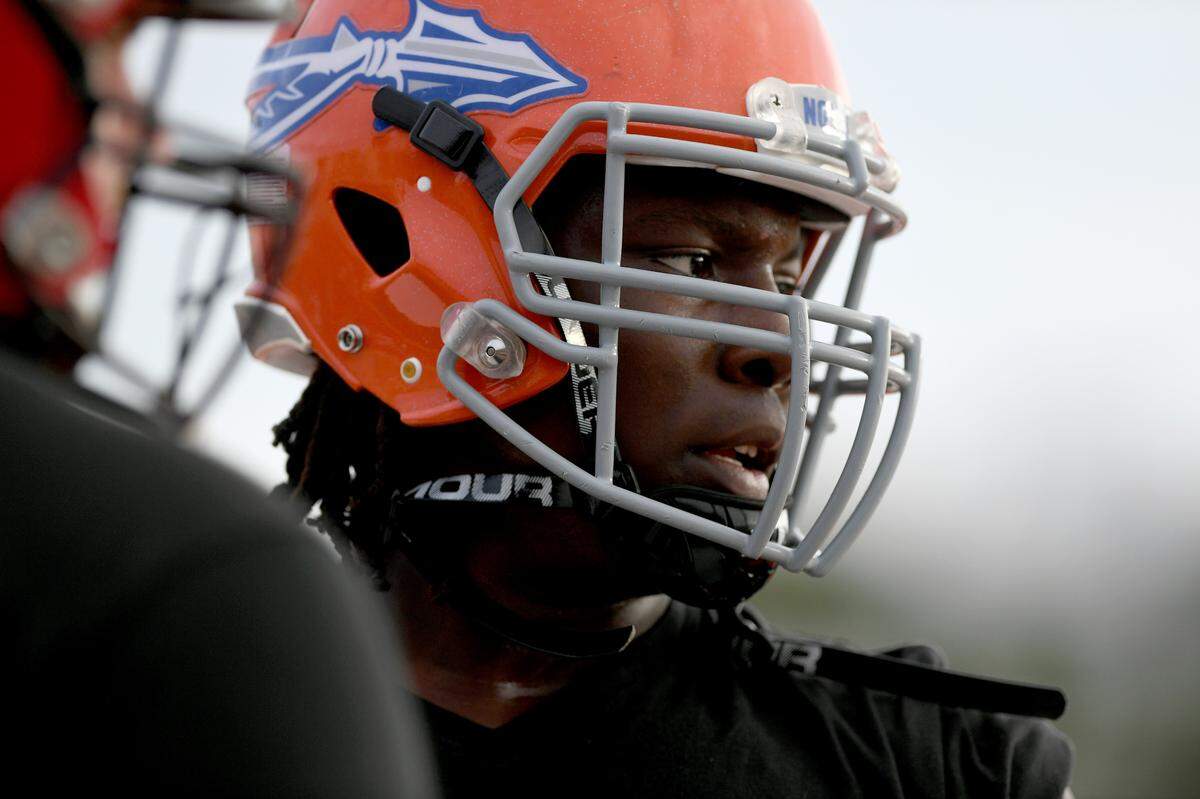 12/28/21—Southeast’s Quintavious Sweeting at practice for the Florida Suncoast Senior Showcase, which gives high school football players a chance for scouts to see their abilities before signing day.