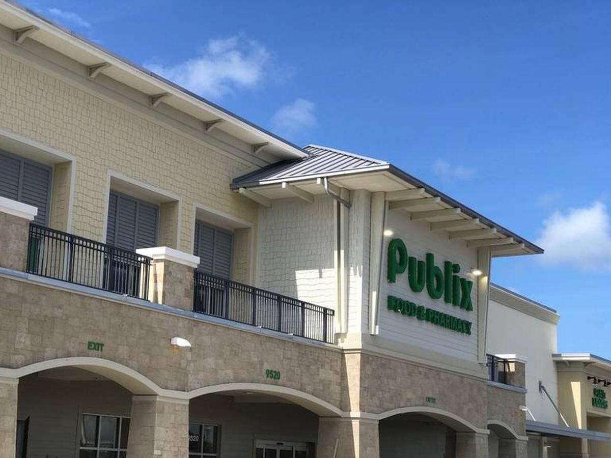 Publix is planning a 49,692-square-foot supermarket at 13159 State Road 64 E., on the north side of Lakewood Ranch.