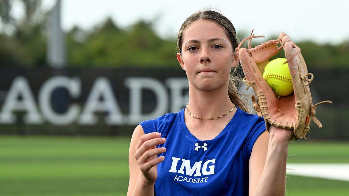 Bree McHughes trains at IMG’s new softball facilities on Softball Prospect Day.
