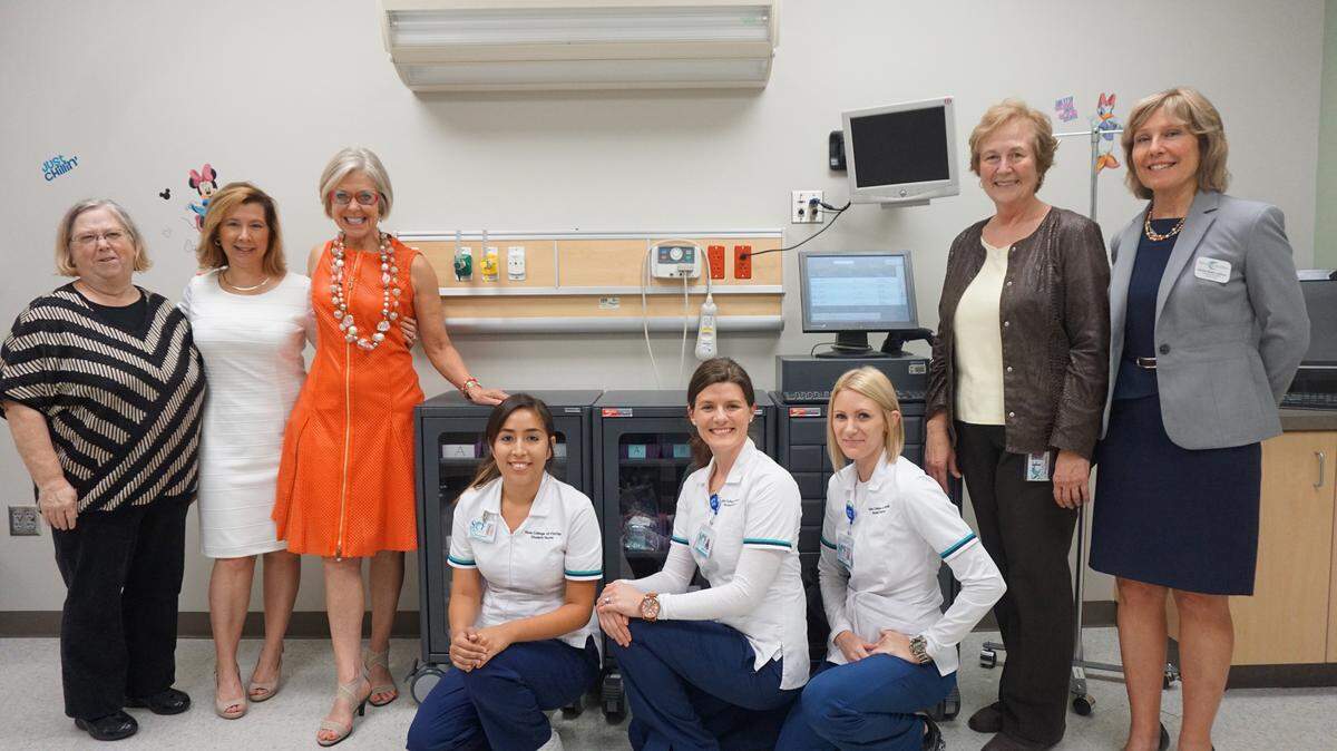 State College of Florida (SCF) Foundation was awarded a $4,310 grant from the Community Foundation of SarasotaþÄôs Edward K. Roberts Emerging Needs Fund for a new medical dispensing tower for the Medical Technology and Simulation Center at SCF Lakewood Ranch. From left: Debra Marr, ASN Program Chair; Cassandra Holmes, SCF Foundation Executive Director; Roxie Jerde, President & CEO, Community Foundation of Sarasota; Nancy Urzua-Alba, Level 3 Nursing Student; Natasha Logan, Level 3 Nursing Student; Kelly Taylor, Level 3 Nursing Student; Dr. Beverly Hindenlang, Dean of Nursing, and Darlene Wedler-Johnson, Venice Campus Executive Officer. Photo Credit: Community Foundation of Sarasota County