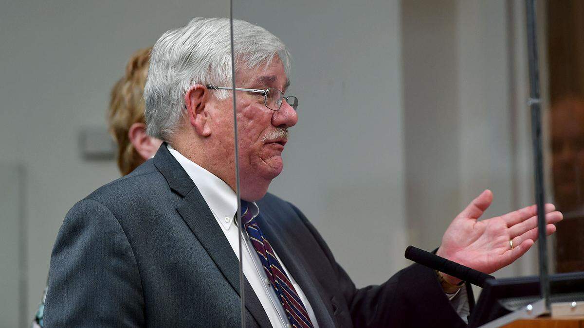 09/16/21—Mark Barnebey, attorney, with a group to ask the Manatee County Commission for a text amendment to the Comprehensive Plan that would allow developers to move forward with the 5,000-acre Gamble Creek Village project in Parrish.