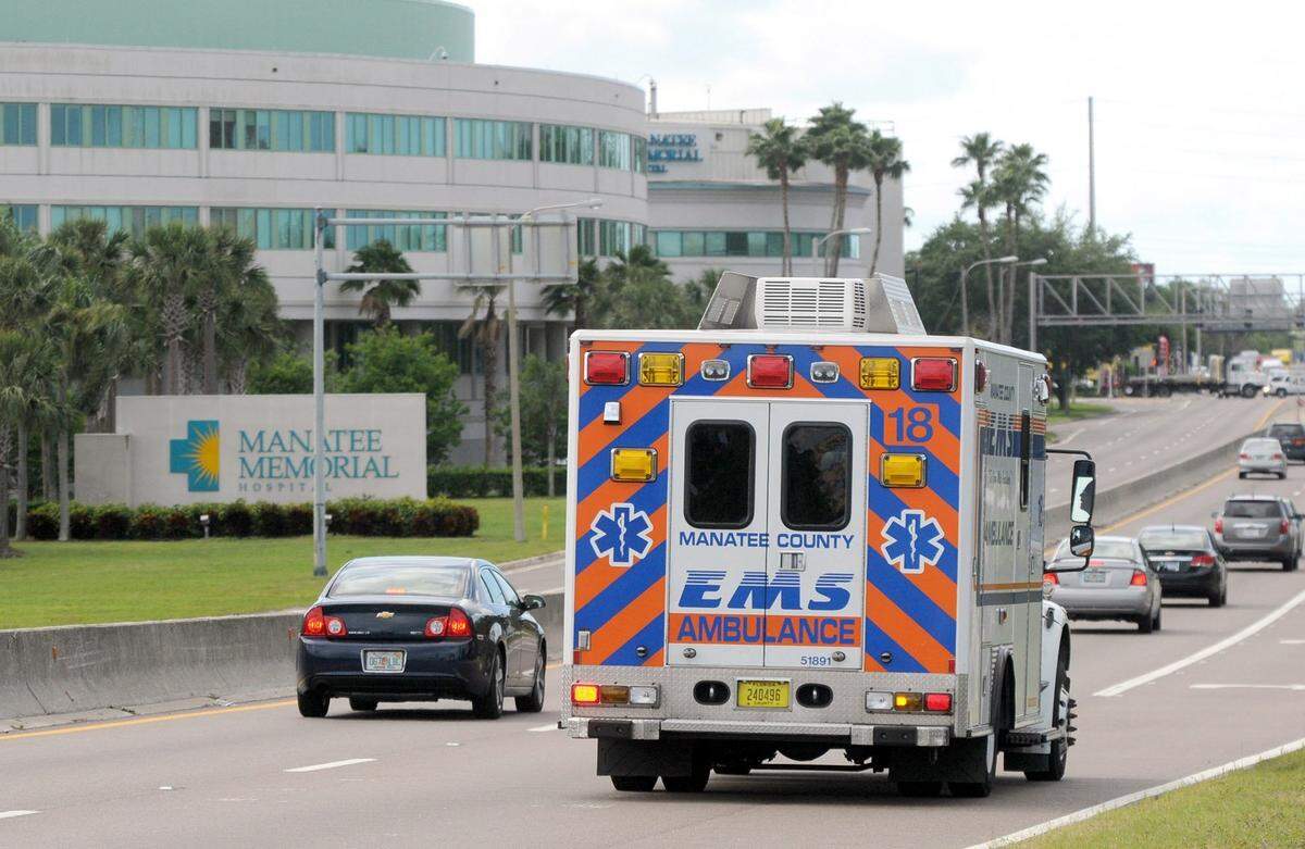 Manatee Memorial Hospital announced that it will resume elective surgeries on Aug. 10.