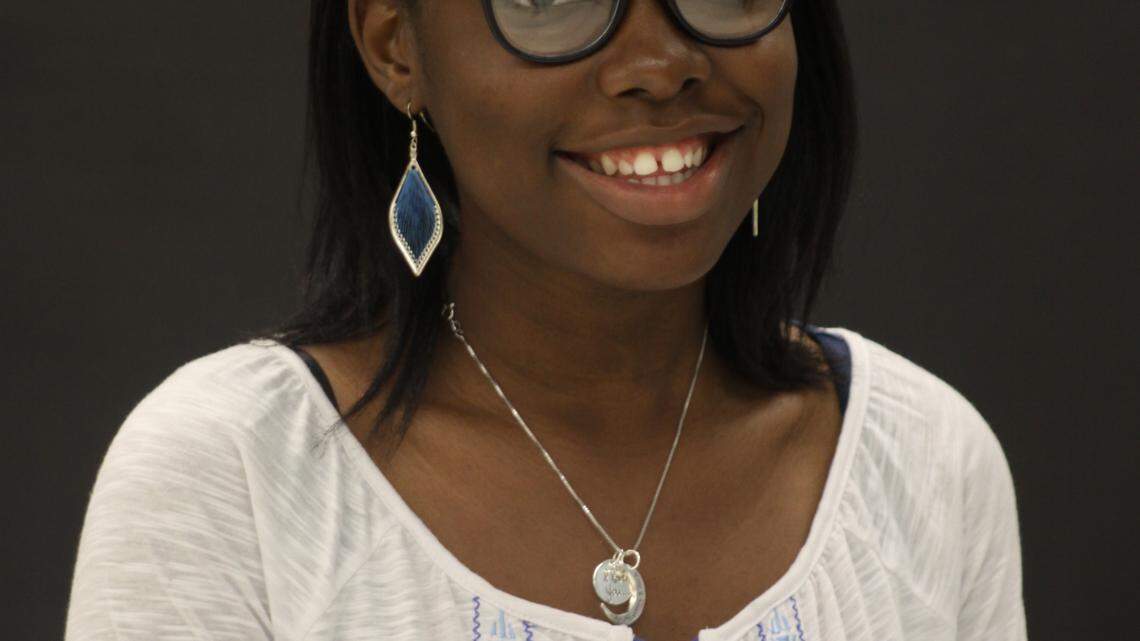 Journalism Next / Sophomore Kiarra Louis of Southeast High School 
