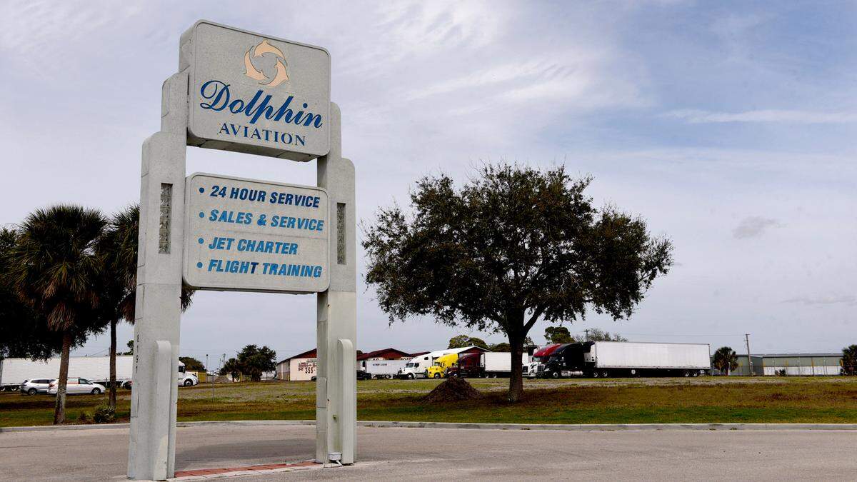Travelers could park their cars at the proposed lots north and south of Dolphin Aviation and take a shuttle to the terminal if the first park-and-ride lots for SRQ are approved.