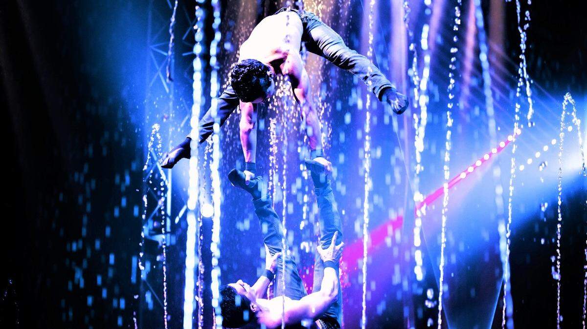Cirque Italia’s Water Circus will make a stop in Palmetto this weekend with a 1950s-themed show that includes wire acts, contortion, juggling, trampoline and a “wheel of death.”