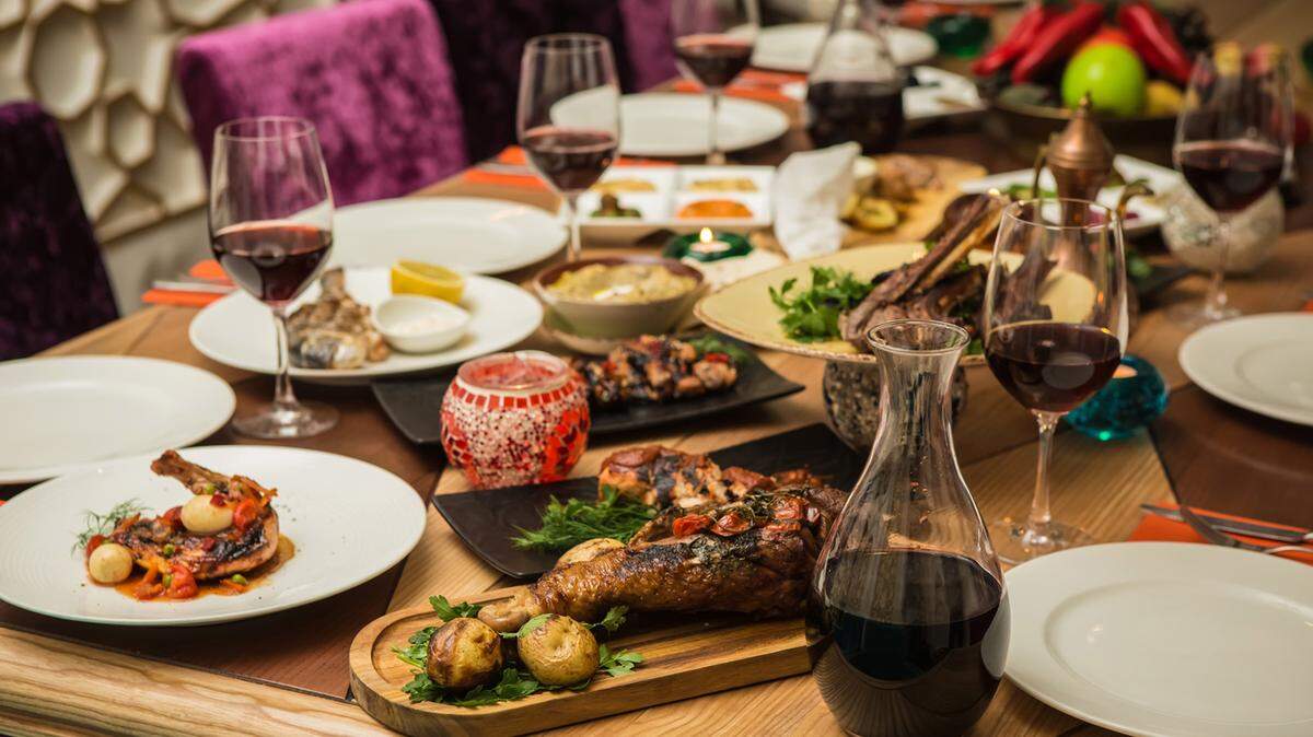 Holidays are usually enjoyable, but unhealthy habits can be attached to the parties and gatherings. TNS