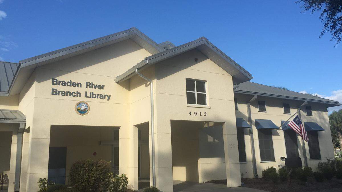 Manatee County is considering a library impact fee, which would be used toward expanding the Braden River Library and building a new library in East Manatee. 
 CLAIRE ARONSON/Bradenton Herald