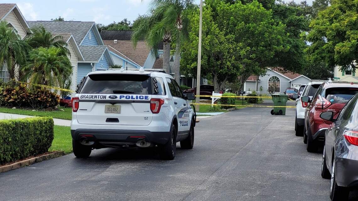 Police find and arrest Bradenton man suspected of shooting his fiancé in her legs