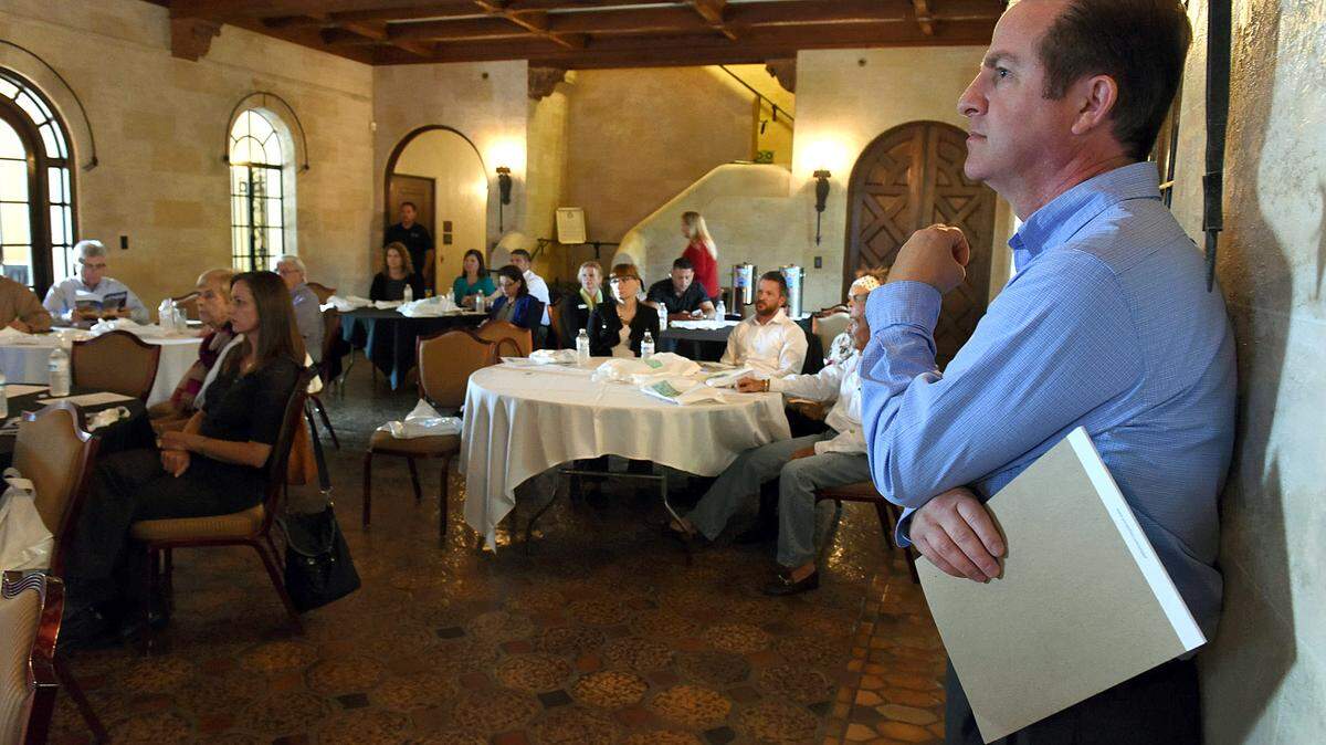 Elliot Falcione, executive director of the Bradenton Area Convention and Visitors Bureau, is hosts a retreat for the general managers of short-term rentals at the Powell Crosley Mansion Tuesday. 
 TIFFANY TOMPKINS-CONDIE/Bradenton Herald