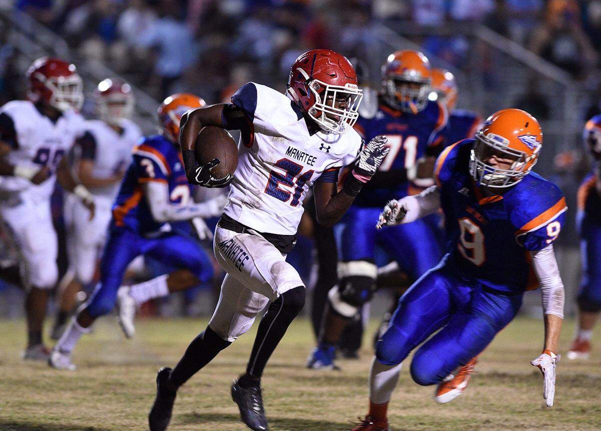 Dormant since facing off late in the 2016 regular season, the Manatee High-Southeast High football rivalry resumes in Friday night’s Kickoff Classic.