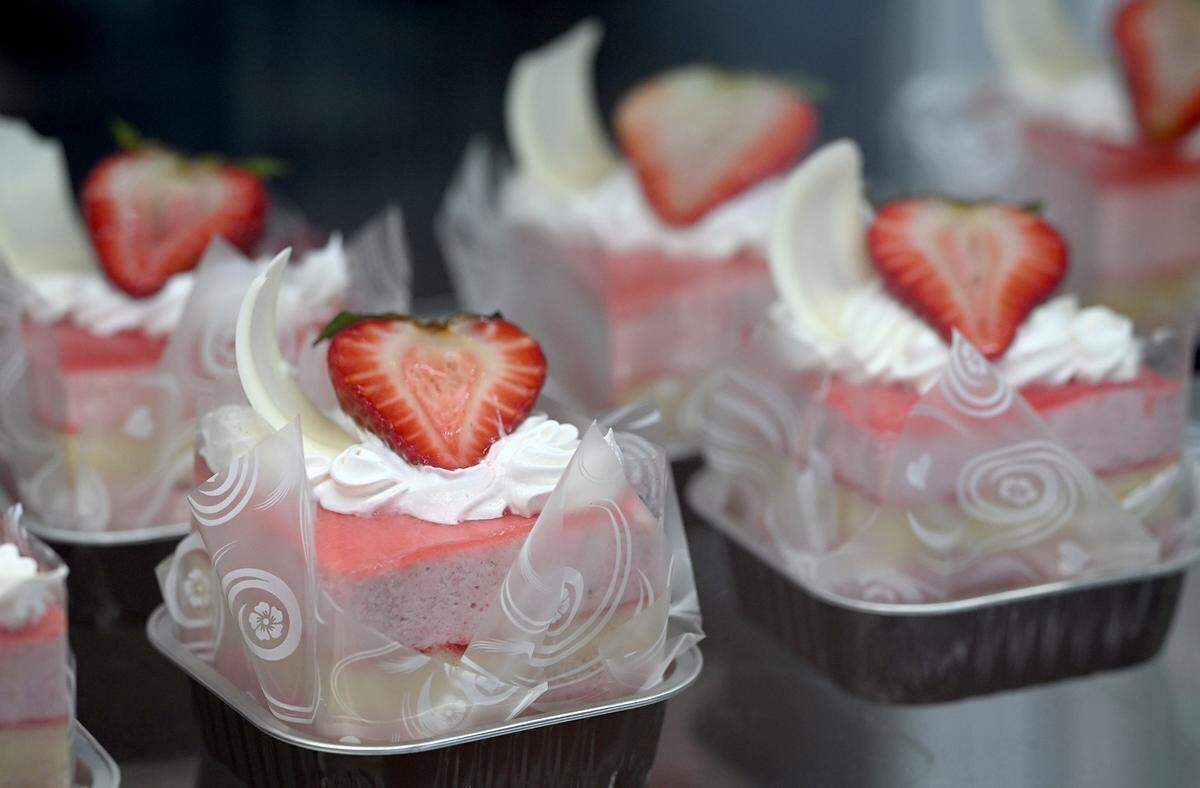 Strawberry shortcake in the display case at Sweet Hut Bakery at 419 Cortez Road West on June 11, 2025.