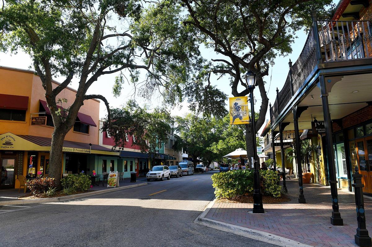 Main Street Live, a free public block party featuring live music, is returning to Old Main Street in downtown Bradenton this fall, with dates planned October through April.