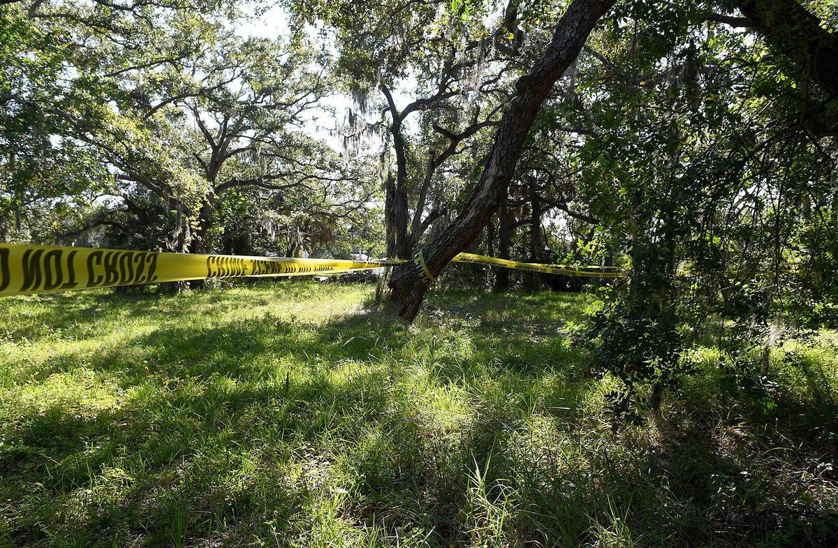The location of where the body Nardiel Ettienne Negron-Mojica, 24, in the 5400 block of 26th Street West is still wrapped in crime scene tape. MCSO is investigating his homicide.