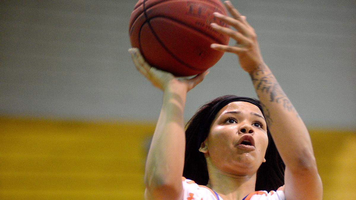 Faith Mays (23) scored 15 points in the game. The Southeast Seminoles defeated the Lake Gibson Lady Braves 63-46 in the first round of the Willie Clemons Holiday Classic held at Southeast High School on Monday evening December 28, 2015. 
 DAVID W DOONAN | Special To The Herald