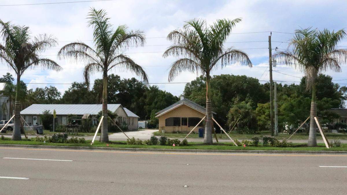 Bradenton Project LLC of Summerville, S.C., filed paperwork with Manatee County government for rezoning a 6.5-acre parcel to build 96-unit apartment complex at 2008 53rd Avenue E. in Oneco.