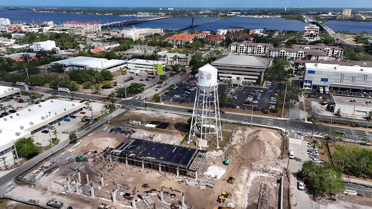 Construction is underway on the new Bradenton Police Department headquarters on 6th Ave. W. between 2nd and 3rd St. W. on April 4, 2025. The new complex will feature updated technology and its own parking structure. The opening is projected for 2026.