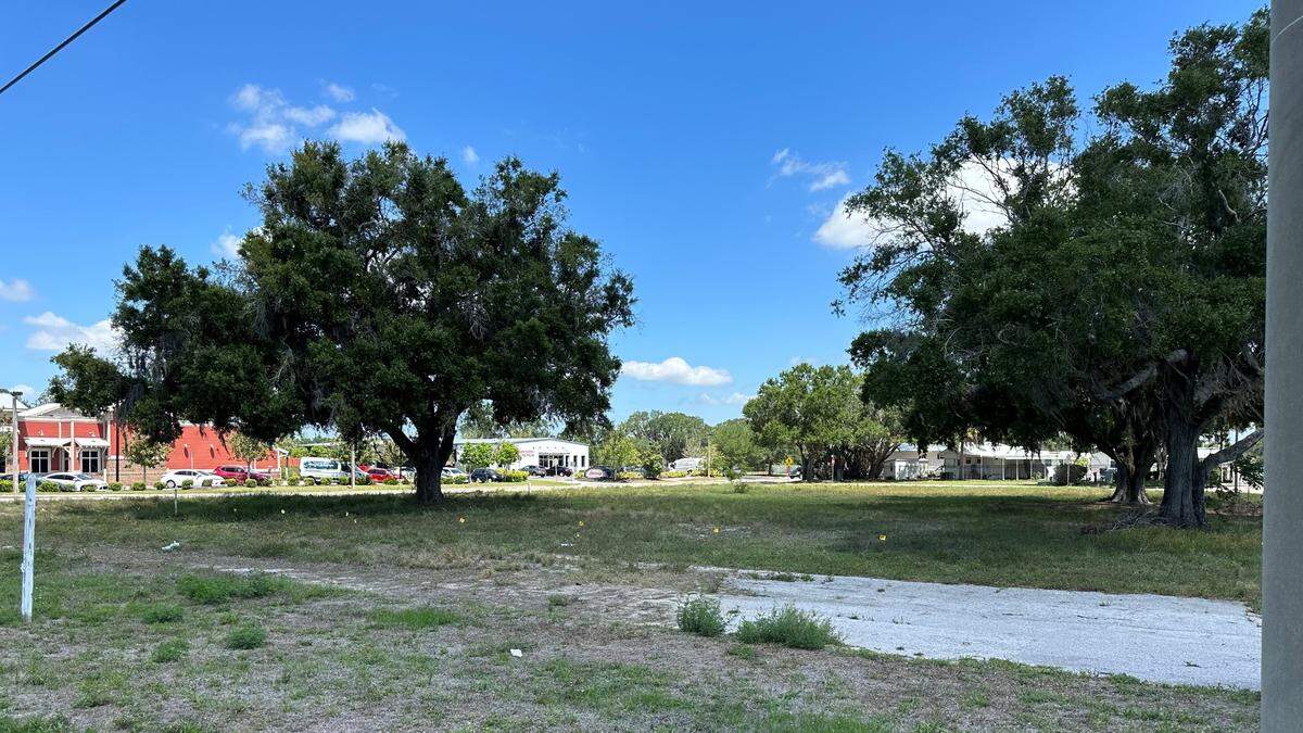 A Scooter’s coffee shop is planned for this vacant lot at 6625 State Road 70 E., according to paperwork filed recently with Manatee County.