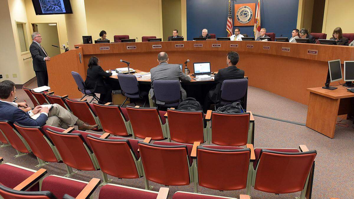 Ed Vogler addresses the Manatee County Planning Commission, representing the helistop applicant as East Manatee residents attend in opposition Thursday.TIFFANY TOMPKINS/Bradenton Herald