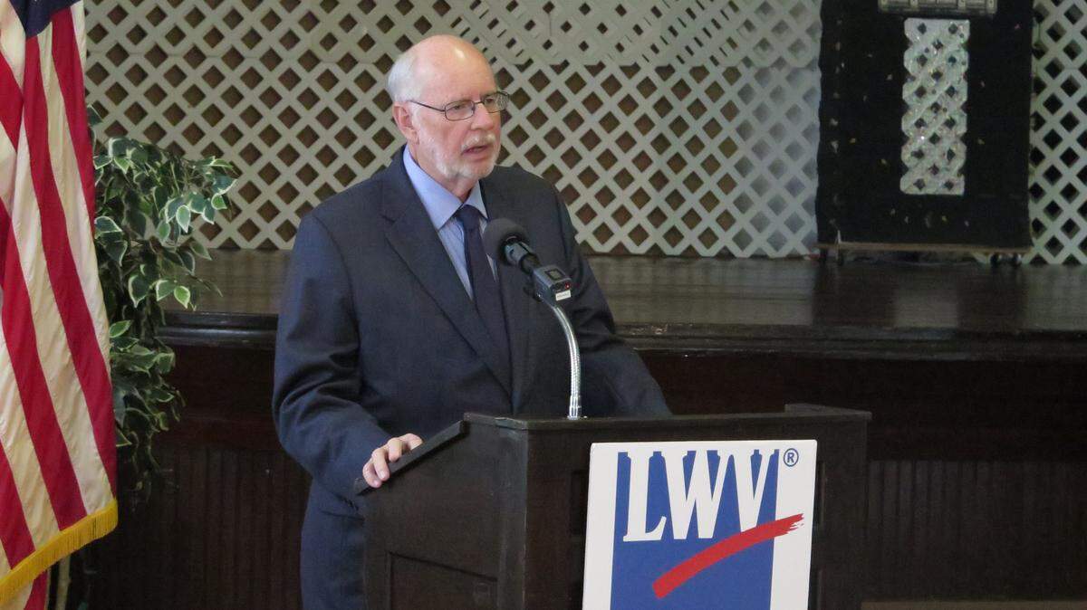 Immigration attorney Thomas Goldman speaks Monday at an event hosted by the League of Women Voters of Manatee County. 
 AMARIS CASTILLO/Bradenton Herald