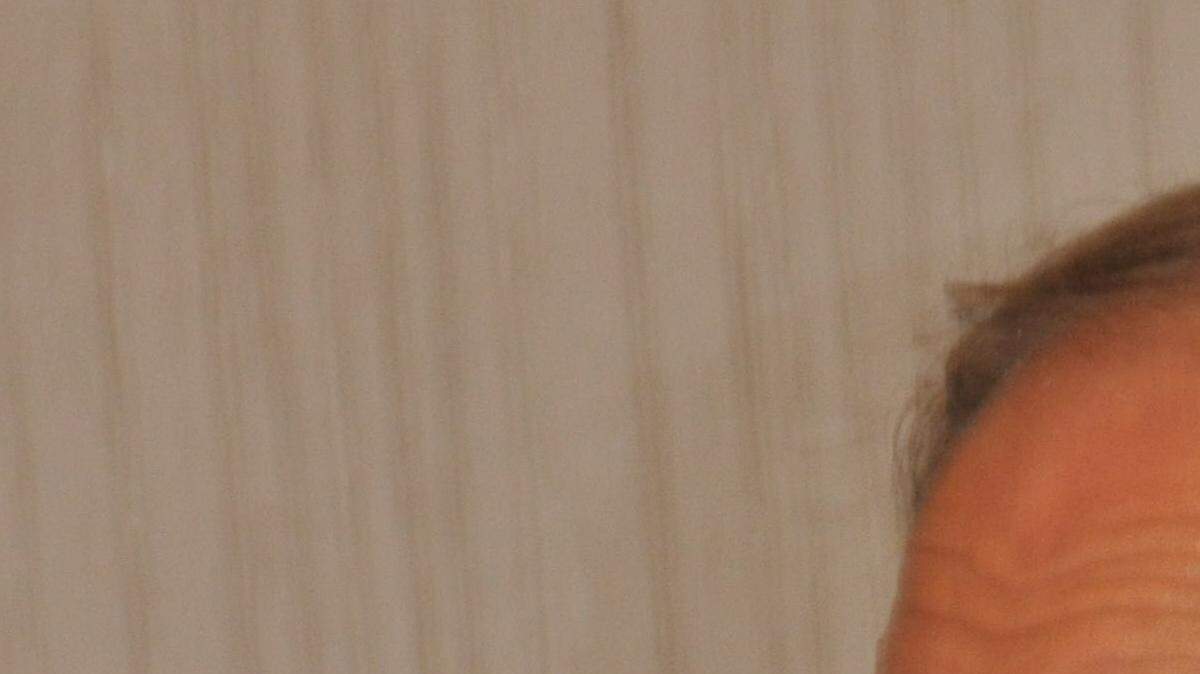 Dave Miner during Tuesday's Manatee School Board meeting. MARC R. MASFERRER/Bradenton Herald