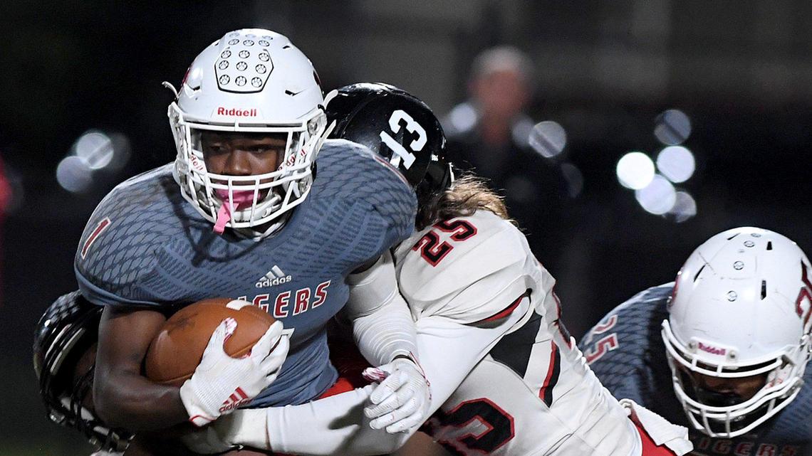 See college football players from Manatee high schools in these playoff, bowl games