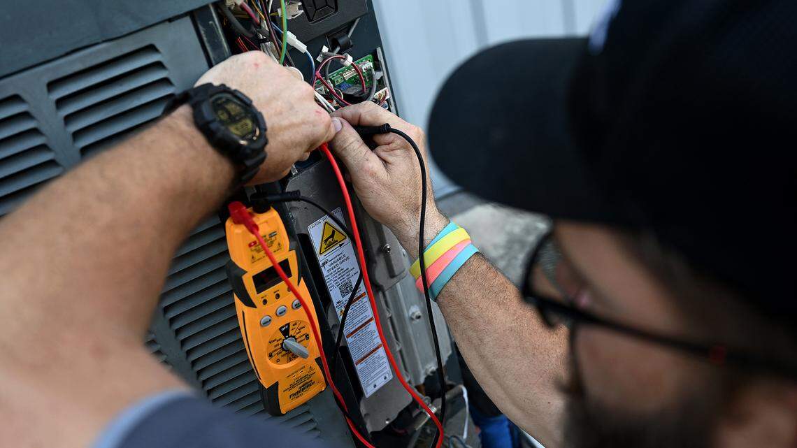 It’s hotter than ever in Bradenton! New records set, more ER trips and A/C repairs