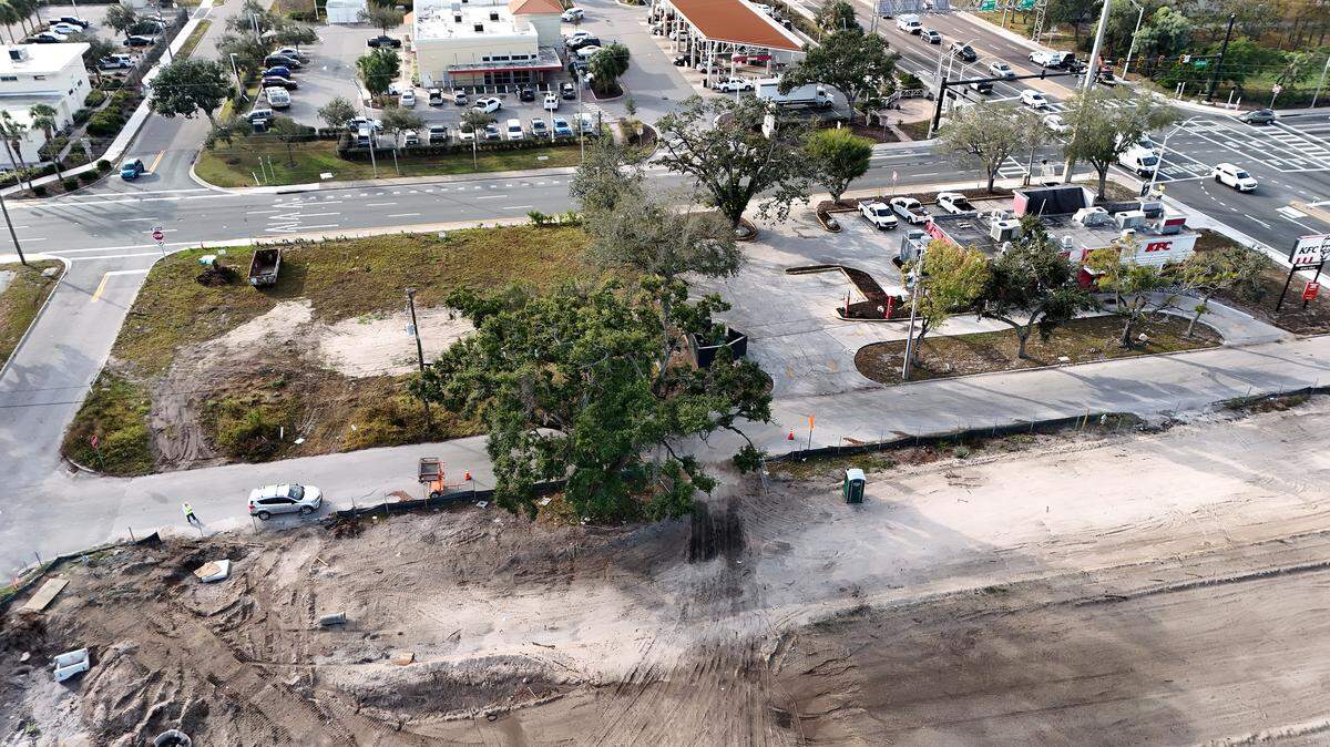 The Bradenton City Council approved a drive-thru at 608 Second Street E., where developers hope to build a coffee shop and adjacent retail shop, shown here to the east of the Kentucky Fried Chicken, shown on Dec. 11, 2025.
