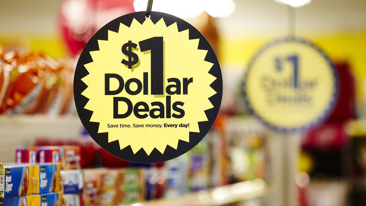 A permit application for the construction of a new Dollar General store at 8710 Cortez Road W. has been submitted to the Manatee County's building and development services.
